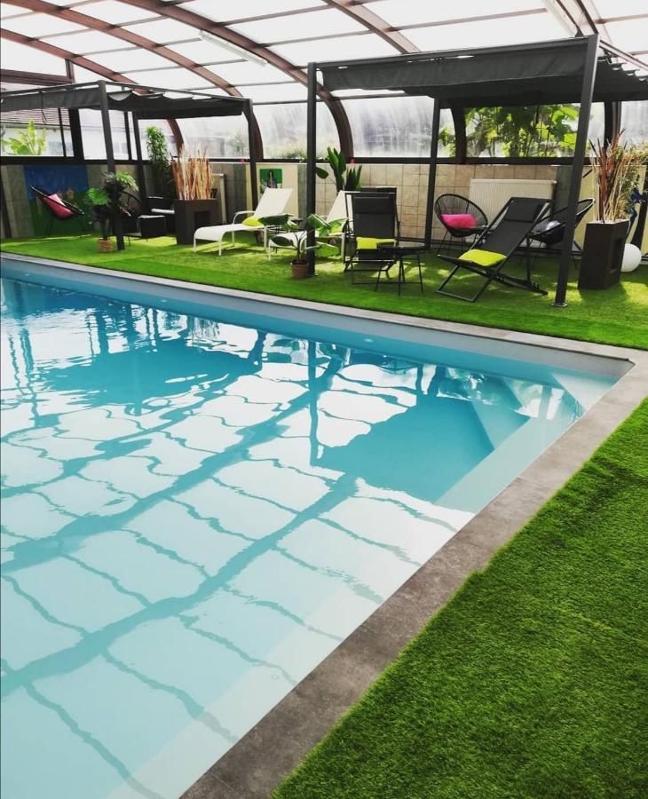 Logis Hotel -Spa-Restaurant Le Saint Antoine Lamarche-Sur-Saone Exterior photo